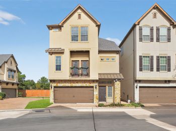 2841 Shadow Woods Court