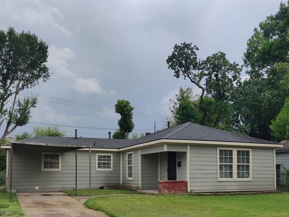 919 Oak Meadows Street, Houston TX 77017
