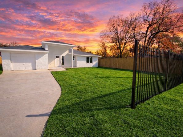 9226 Grady Street, Houston TX 77016