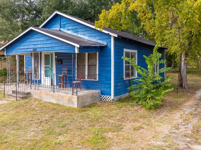 848 Mansfield Street, Houston TX 77091