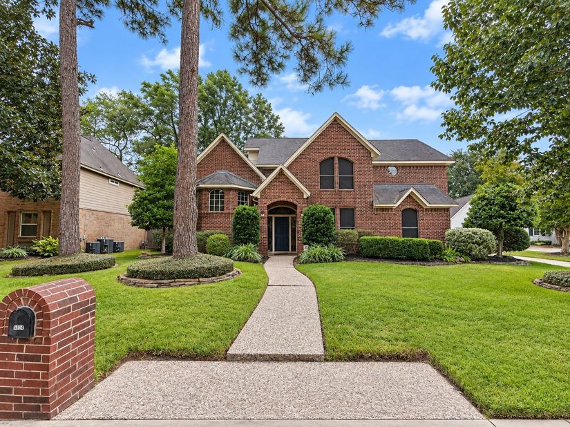 5814 Woodland Creek Drive, Kingwood TX 77345