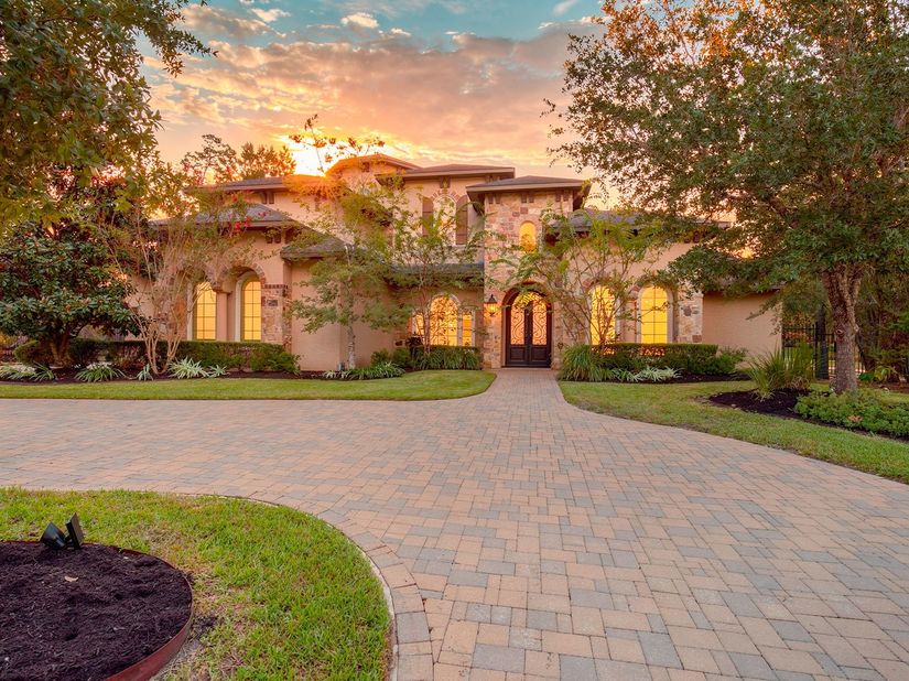 7 Player Ridge, The Woodlands TX 77382