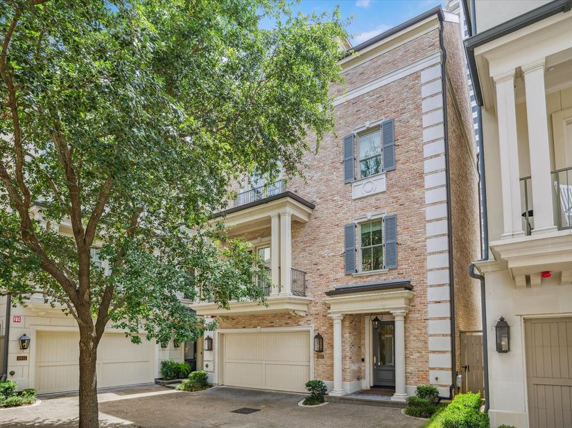 2413 Mimosa Drive, Houston TX 77019