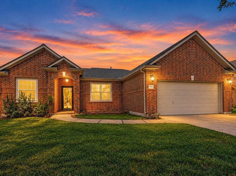 17022 Locust Springs Drive, Houston TX 77095
