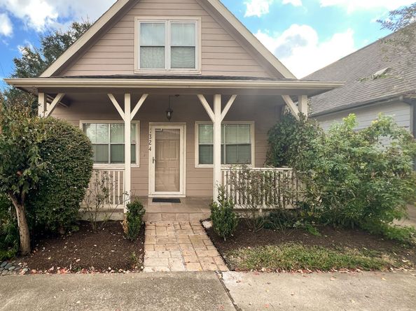 1324 Dennis Street, Houston TX 77004