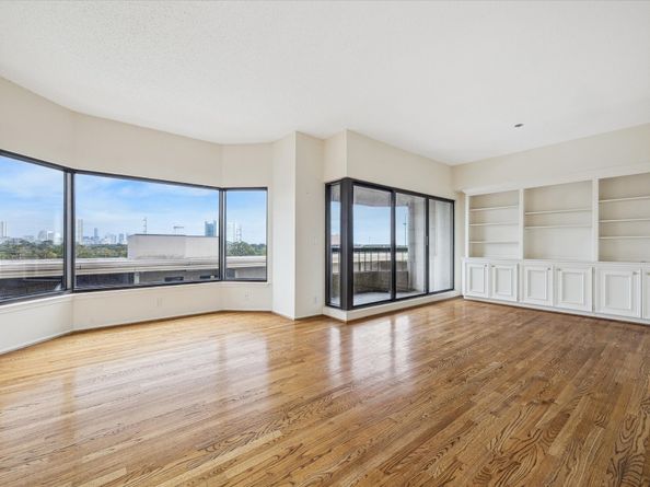 2001 Holcombe Boulevard 504, Houston TX 77030