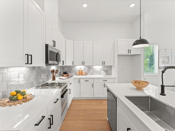 1008 Tuskegee Heights Lane, Houston TX 77091