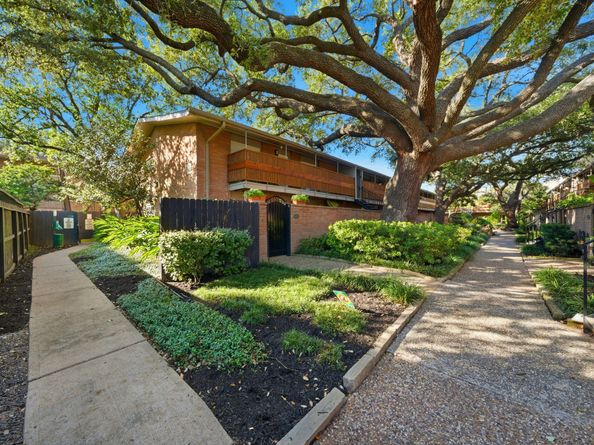 3924 W Alabama Street 1, Houston TX 77027