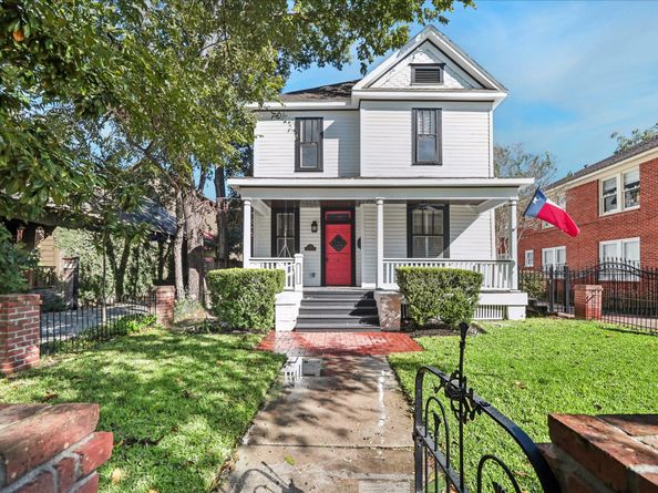 1214 Heights Boulevard, Houston TX 77008