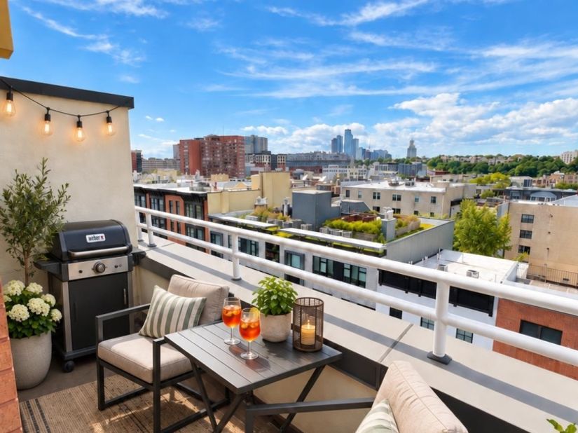463 1st St 8H, Hoboken NJ 07030