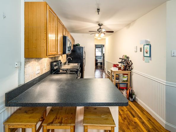 342 4th St 3, Jersey City NJ 07302