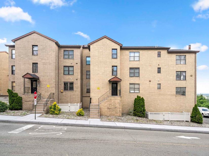 6605 Granton Ave 3A, North Bergen NJ 07047