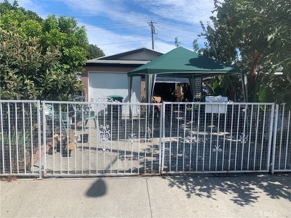 22414 Horst, Hawaiian Gardens CA 90716