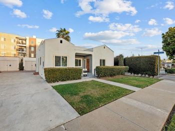 51 Garrett Avenue