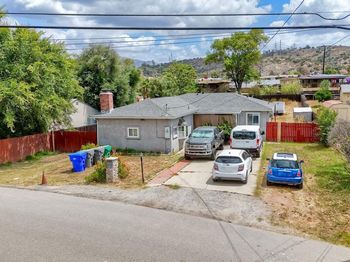 9747 Lakeview Rd.