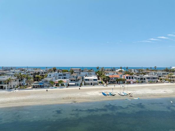 3366 Bayside Walk, San Diego CA 92109