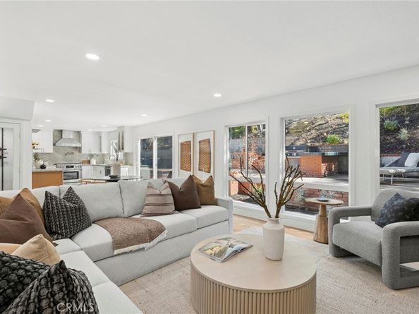 10222 Deerhill, Santa Ana CA 92705