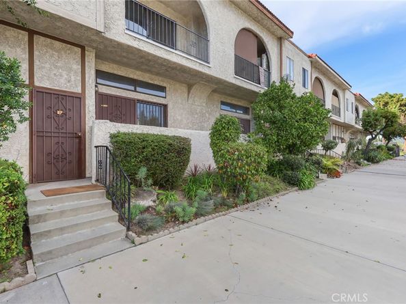 13243 Vanowen 2, North Hollywood CA 91605