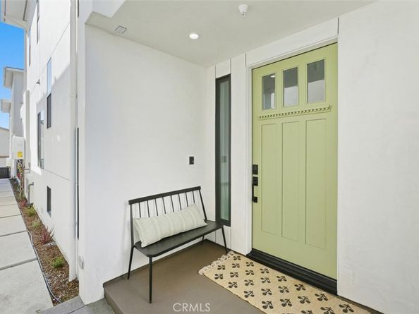 617 N Irena Avenue B, Redondo Beach CA 90277