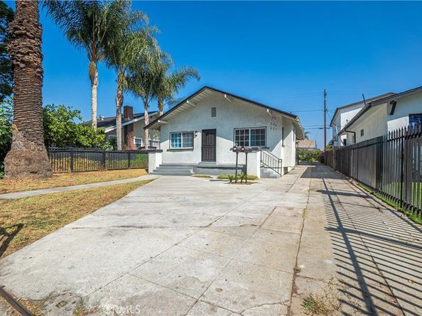 201 W 75th Street, Los Angeles CA 90003