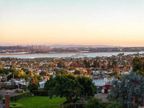 1645 Los Altos, San Diego CA 92109