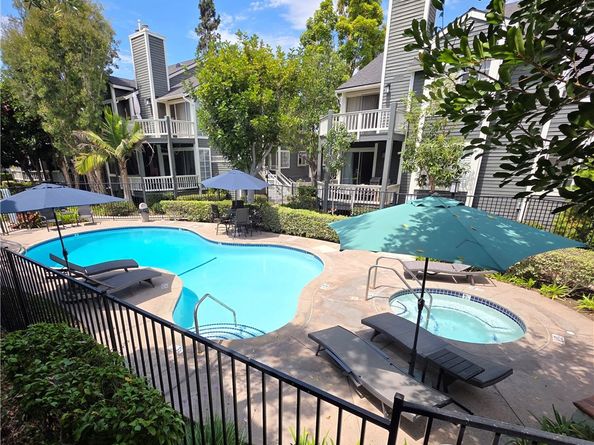 2330 Vanguard F102, Costa Mesa CA 92626