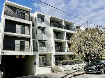 3061 W 12th Place