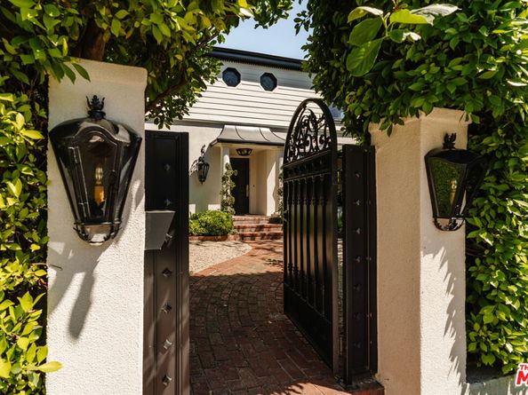 1130 Sierra Alta Way, Los Angeles CA 90069