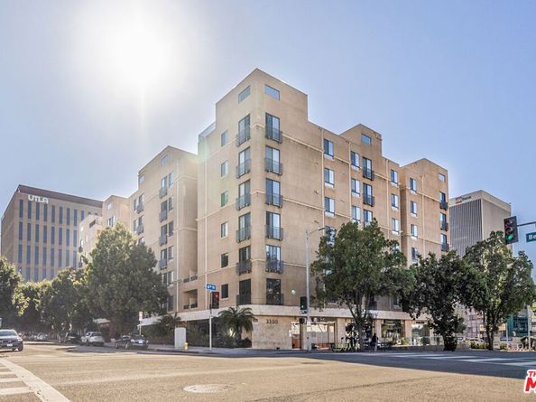 625 S Berendo Street 209, Los Angeles CA 90005