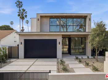 517 N Edinburgh Avenue