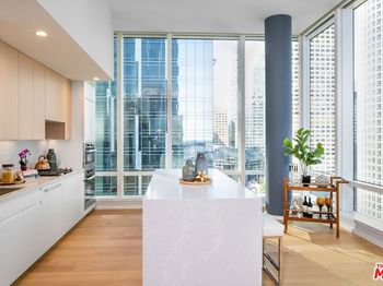 877 Francisco Street