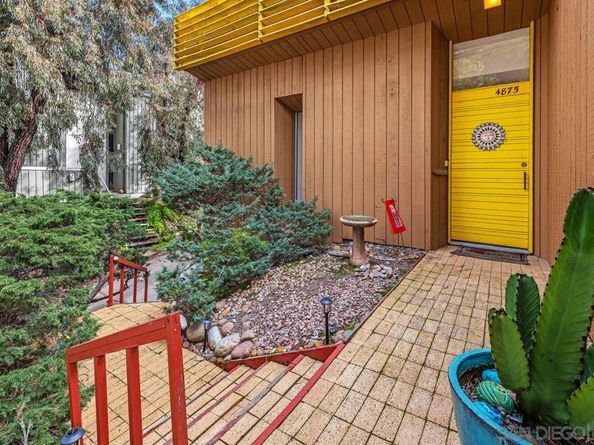 4875 Academy St, San Diego CA 92109