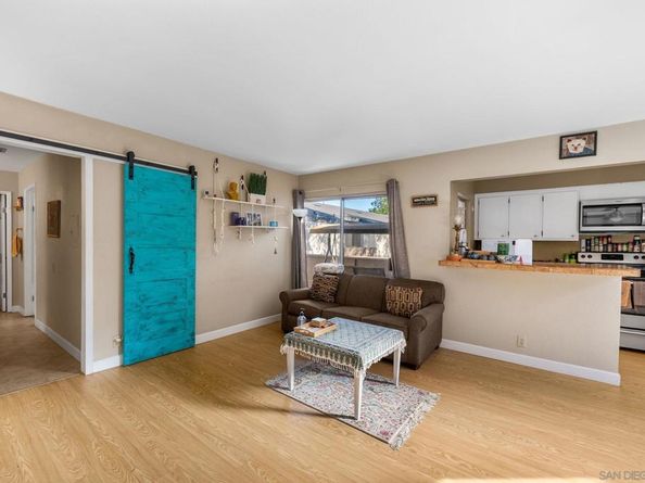 1307 Caminito Gabaldon H, San Diego CA 92108