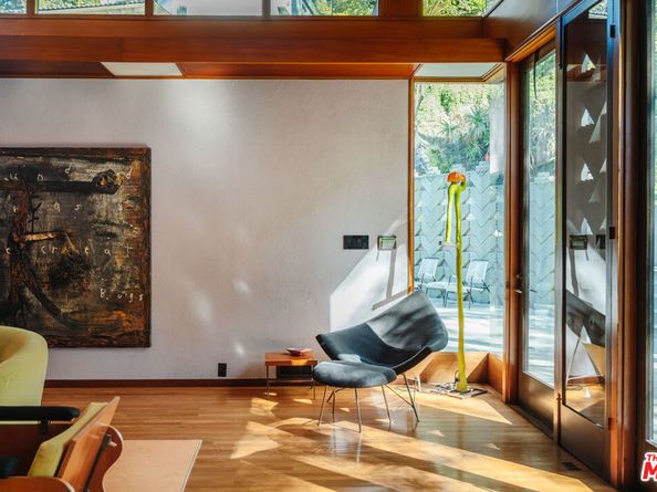 7017 Senalda Road, Los Angeles CA 90068