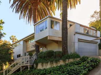 14622 Valley Vista Boulevard