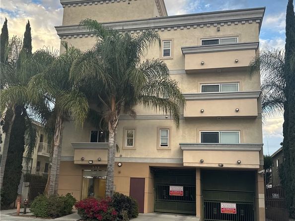 332 S Serrano Ave 101, Los Angeles CA 90020