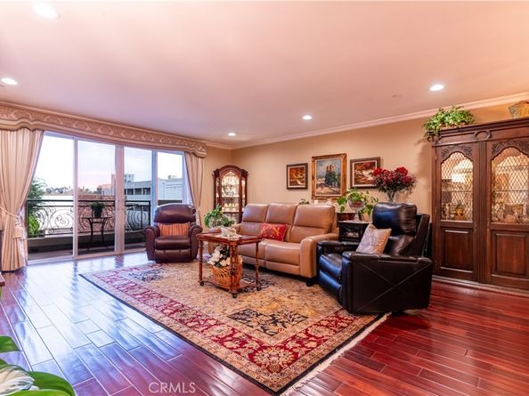 4533 Vista Del Monte Avenue 201, Sherman Oaks CA 91403