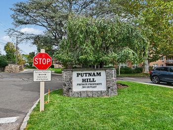 3 Putnam Hill