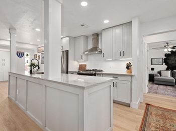 4709 York Hill DR