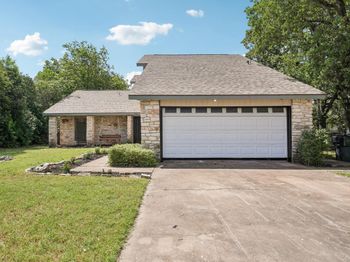 1100 Riverbend DR