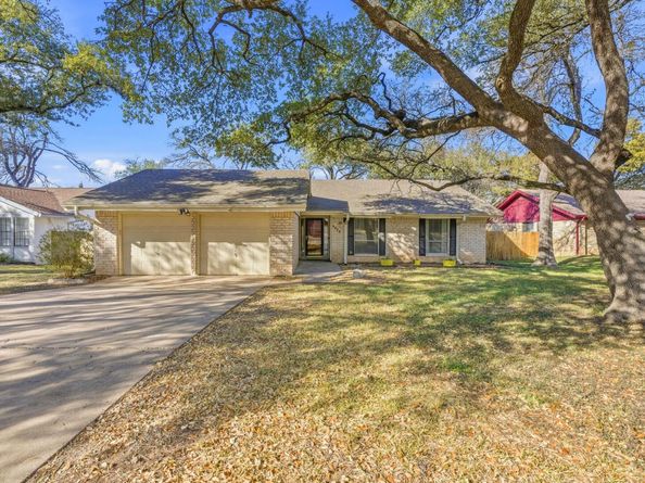 9424 Shady Oaks DR, Austin TX 78729