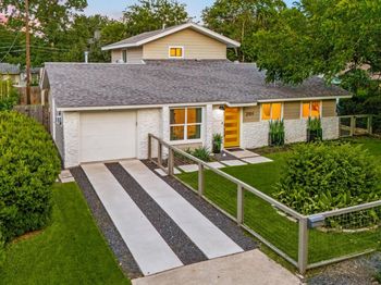2701 Friar Tuck LN