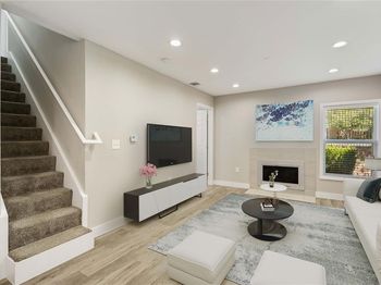 935 La Posada DR