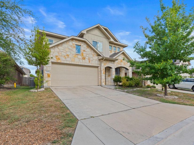 13906 Cantata LN, Pflugerville TX 78660
