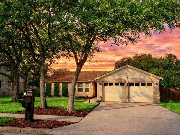 4202 Oak Creek DR, Austin TX 78727