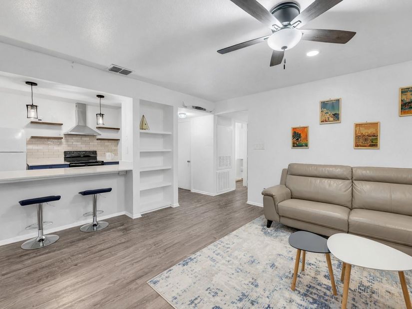 4500 E Oltorf ST D410, Austin TX 78741