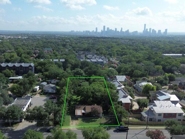 1806 Fortview RD, Austin TX 78704
