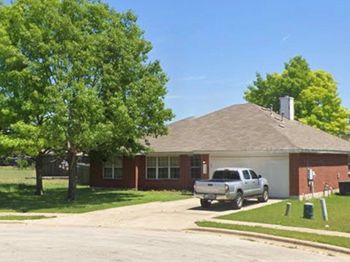 1313 Laurelleaf DR