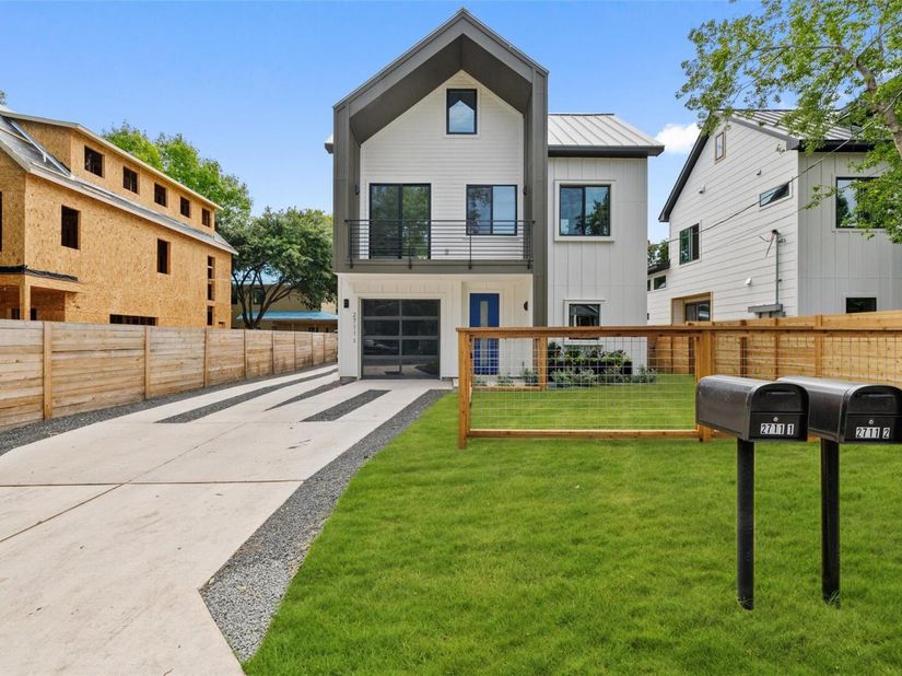 2711 Stacy LN 1, Austin TX 78704