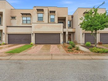 8200 Southwest PKWY